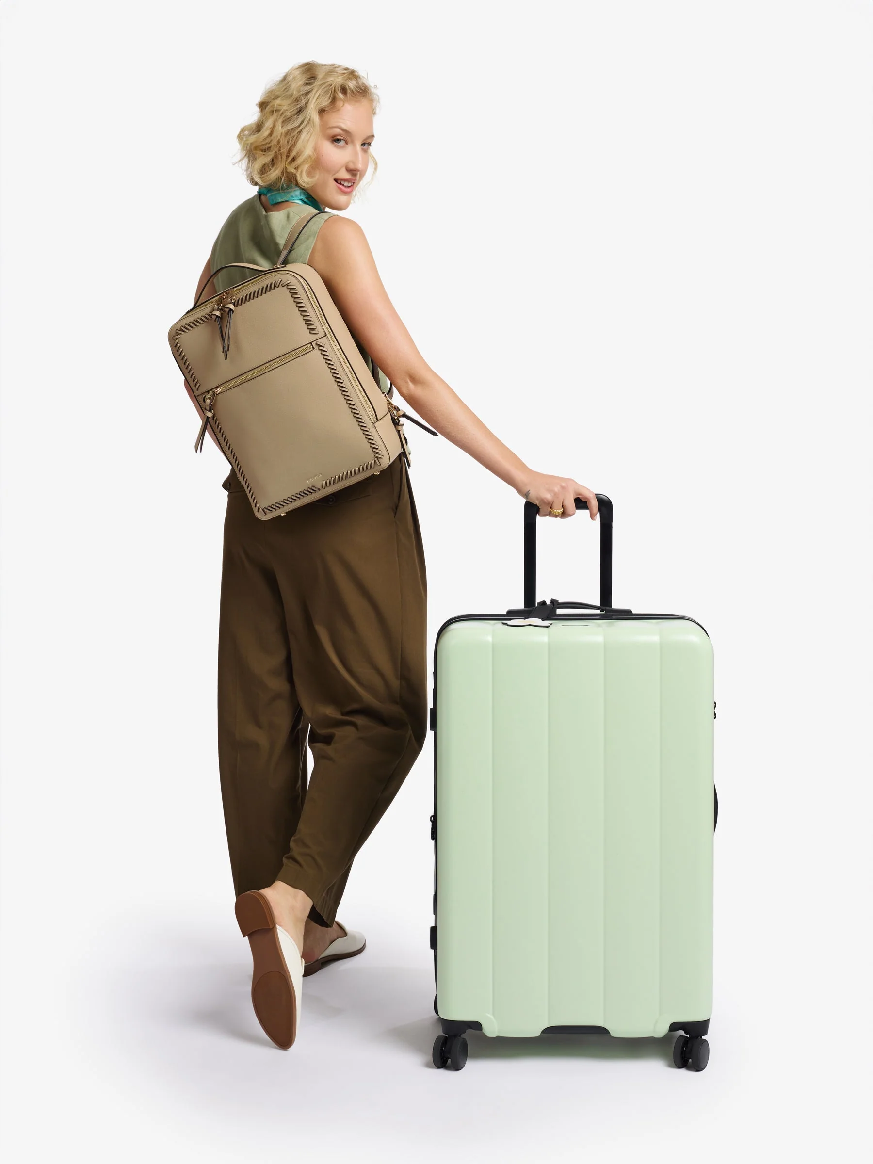 Evry Large Luggage - Image 45