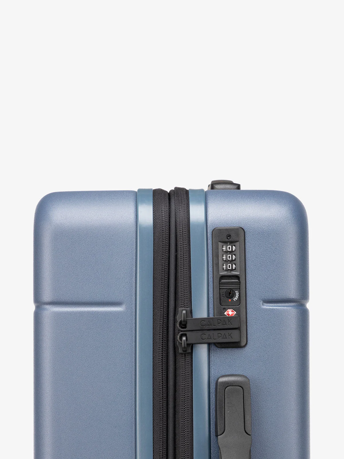 Hue Carry-On Luggage - Image 26