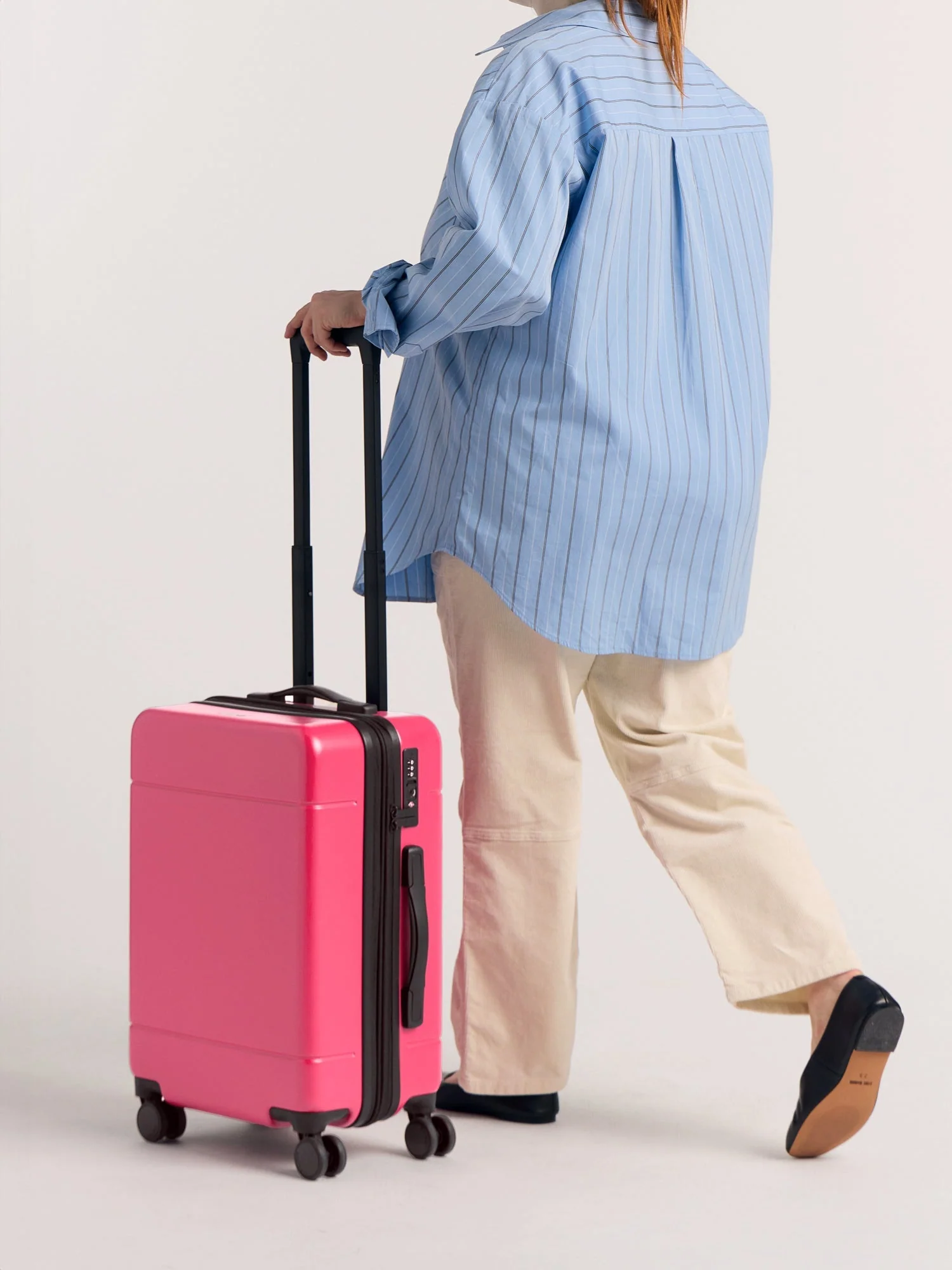 Hue Carry-On Luggage - Image 53