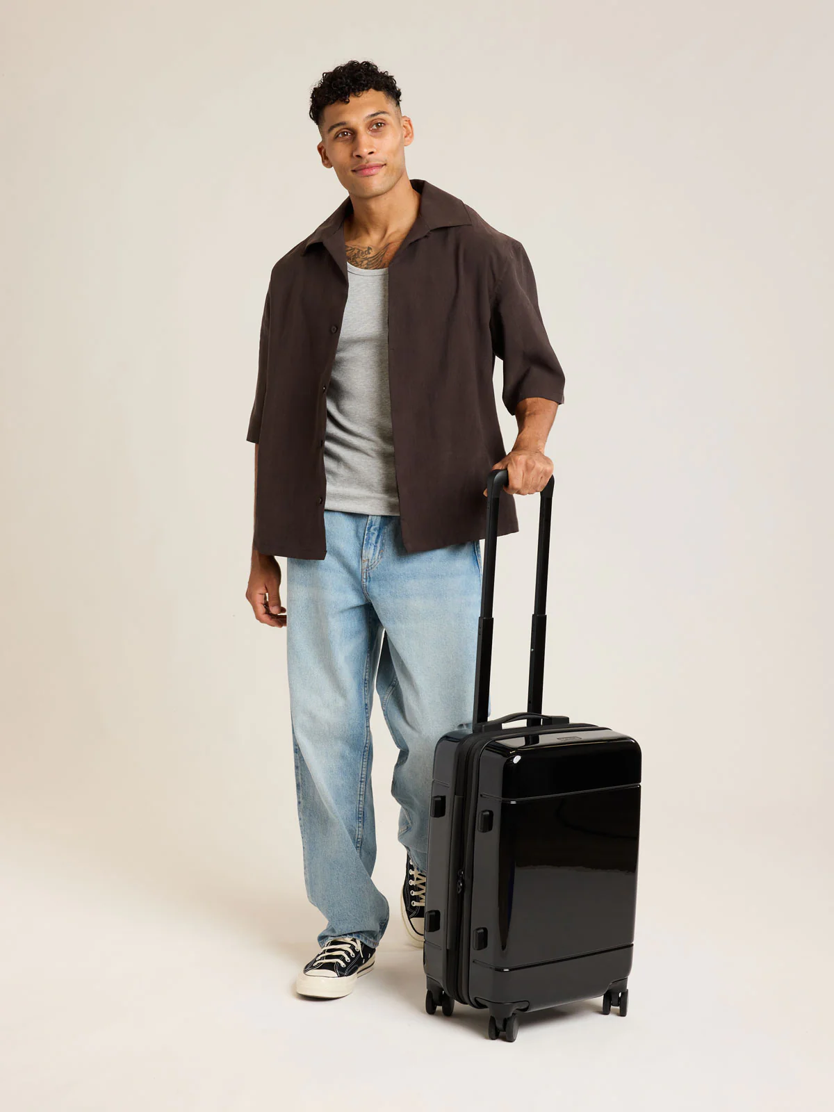 Hue Carry-On Luggage - Image 96