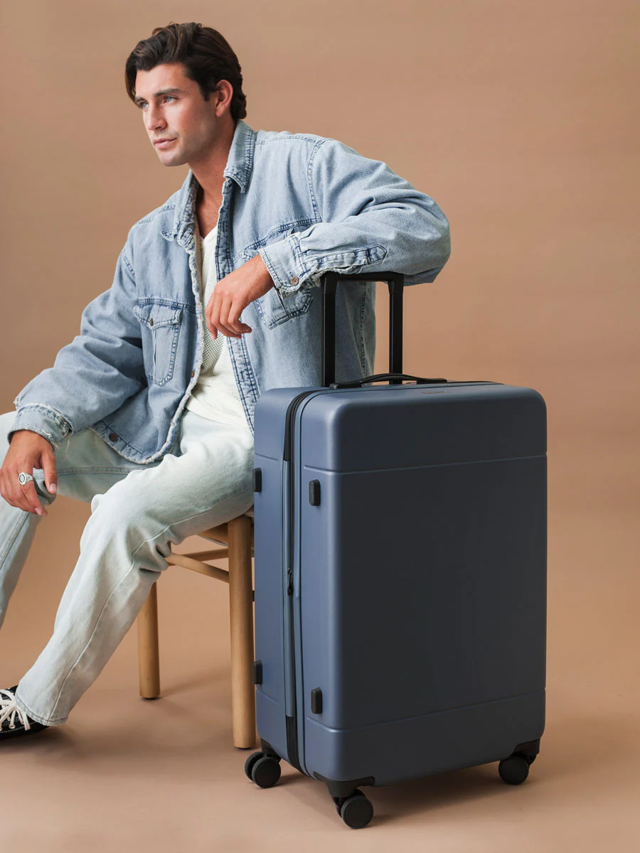 Hue Large Luggage - Image 18