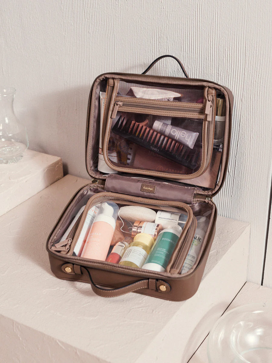 Large Clear Cosmetics Case - Image 47