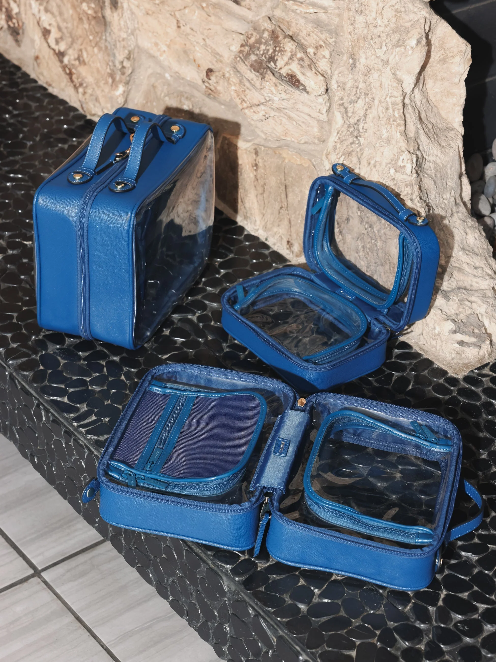 Small Clear Cosmetics Case - Image 62