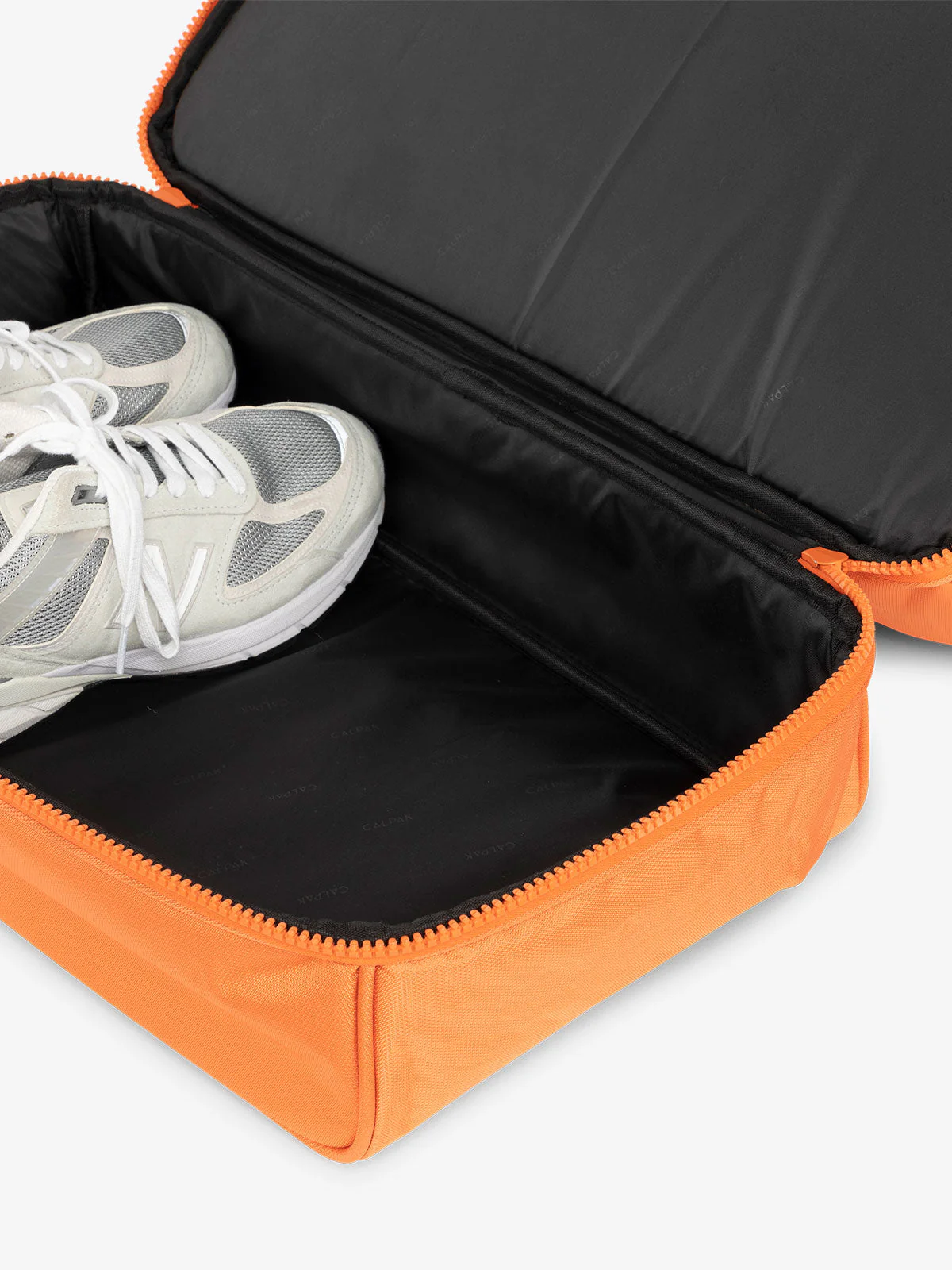 Stevyn Duffel Bag with Shoe Compartment - Image 53