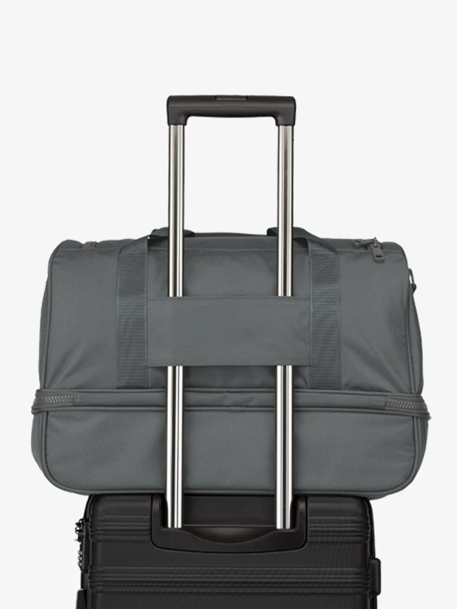 Stevyn Duffel Bag with Shoe Compartment - Image 9